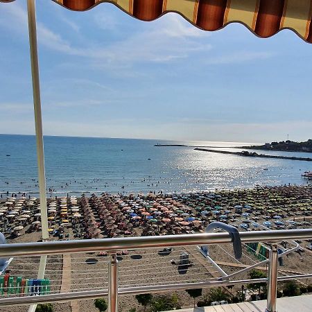 Apartment Sea View Shëngjin Kültér fotó